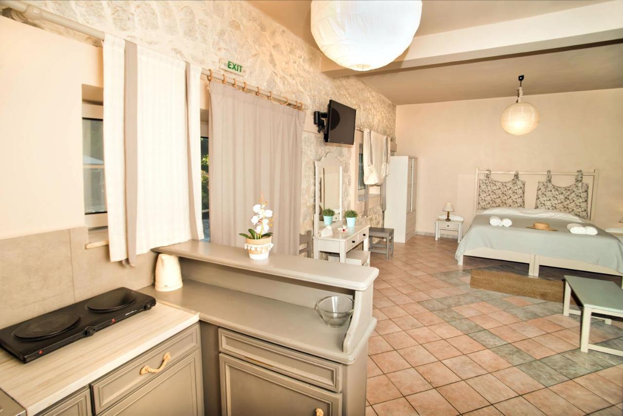 Paloma Luxury Studios Panormos  Exterior photo